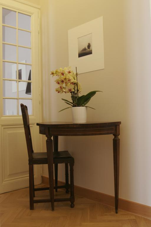 Roman Suite Exteriör bild