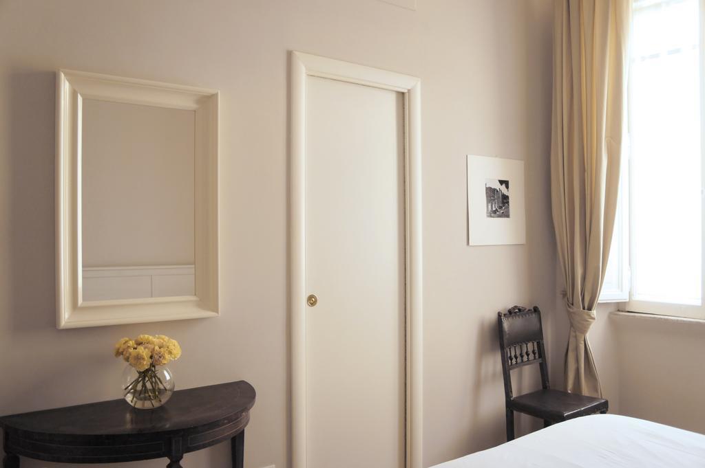 Roman Suite Exteriör bild